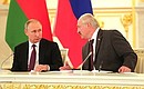 С Президентом Белоруссии Александром Лукашенко на заседании Высшего Государственного Совета Союзного государства России и Белоруссии.