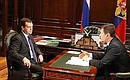 С Заместителем Председателя Правительства Александром Жуковым.