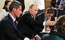 Владимир Путин встретился с членами Делового консультативного совета форума АТЭС.