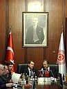 Встреча с Председателем Великого национального собрания Турции Мехметом Али Шахином.