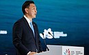Премьер-министр Монголии Ням-Осорын Учрал на пленарном заседании XI Восточного экономического форума. Фото: Владимир Смирнов, ТАСС