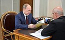 Во время встречи с губернатором Оренбургской области Юрием Бергом.