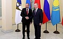 With Prime Minister of Armenia Nikol Pashinyan before the Supreme Eurasian Economic Council meeting.