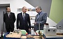 Visit to the Moskovsky Centre of Culture and Sports. Left: Presidential Plenipotentiary Envoy to the Volga Federal District Igor Komarov.