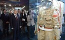 Во время посещения Мемориального музея космонавтики.
