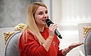 Волонтёр акции «Мы вместе», координатор проекта «Корзина добра» 
в Мурманской области Анна Калита.