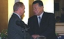 President Putin with Japanese Prime Minister Yoshiro Mori after the joint news conference.