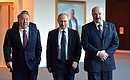 Во время посещения Библиотеки первого Президента Казахстана. С Президентом Республики Беларусь Александром Лукашенко и Президентом Республики Казахстан Нурсултаном Назарбаевым.