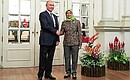 С Президентом Сингапура Халимой Якоб. Фото ТАСС