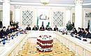 Встреча с президентами Таджикистана и Афганистана Эмомали Рахмоновым и Бурхануддином Раббани в расширенном составе.