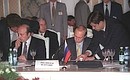 Signing the Dushanbe Declaration.