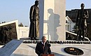 В День народного единства Владимир Путин посетил в Севастополе мемориальный комплекс, посвящённый окончанию Гражданской войны.