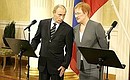 Press conference. With President of Finland Tarja Halonen.