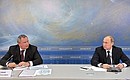 На совещании о перспективах развития космической отрасли. С Заместителем Председателя Правительства Дмитрием Рогозиным.
