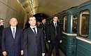 Глава государства посетил станцию метро «Лубянка», где произошёл теракт. С мэром Москвы Юрием Лужковым.