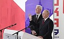 С мэром Москвы Сергеем Собяниным в ходе церемонии открытия объектов инфраструктуры столицы (в режиме видеоконференции).