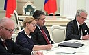 Minister of Foreign Affairs and Vice Chancellor of Germany Sigmar Gabriel (centre).