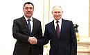 С Президентом Киргизии Садыром Жапаровым. Фото: Михаил Метцель, ТАСС