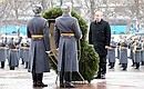 Wreath-laying ceremony at the Tomb of the Unknown Soldier. Photo: Sergei Savostyanov, TASS