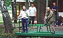 С Президентом Украины Леонидом Кучмой во время рыбной ловли.