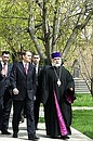 С Верховным Патриархом и Католикосом всех армян Гарегином II.