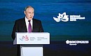 На пленарном заседании XI Восточного экономического форума. Фото: Григорий Сысоев, МИА «Россия сегодня»