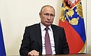Владимир Путин провёл в режиме видеоконференции оперативное совещание с постоянными членами Совета Безопасности.