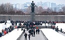 Пискарёвское мемориальное кладбище. Фото: Вячеслав Прокофьев, ТАСС