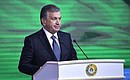 Президент Узбекистана Шавкат Мирзиёев на закрытии Первого форума межрегионального сотрудничества между Российской Федерацией и Республикой Узбекистан.