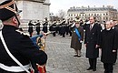 С Президентом Франции Жаком Шираком во время церемонии возложения венка к Могиле Неизвестного солдата.