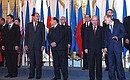 Participants in Russia — EU Summit at a photo session.