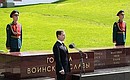 Выступление на церемонии открытия памятного знака в честь городов, удостоенных почётного звания «Город воинской славы». Фото РИА «Новости»