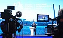 Выступление на пленарном заседании Восточного экономического форума. Фото: Бобылёв Сергей, Фотохост-агентство ТАСС