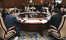 На заседании Совета глав государств – членов Шанхайской организации сотрудничества в узком составе.