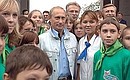 President Putin with holidayers at the Orlyonok All-Russia Children\'s Center. Photo: Sergey Guneev