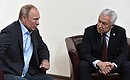 С главой Республики Дагестан Владимиром Васильевым на встрече с Хабибом Нурмагомедовым.