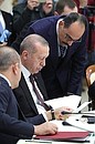 Президент Турции Реджеп Тайип Эрдоган на трёхсторонней встрече глав государств – гарантов Астанинского процесса содействия сирийскому урегулированию.