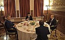 Неформальный ужин с бывшим премьер-министром Японии Ёсиро Мори.