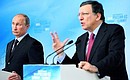 С Председателем Европейской комиссии Жозе Мануэлом Баррозу на совместной пресс-конференции по итогам саммита Россия – Европейский союз.