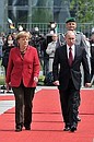 Официальная церемония встречи Президента России. С Федеральным канцлером Германии Ангелой Меркель.