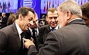Перед началом работы саммита по ядерной безопасности с Президентом Франции Николя Саркози (слева) и Президентом Бразилии Луисом Инасиу да Силвой (справа).