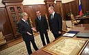 Vladimir Putin presented Mintimer Shaimiyev with a map of ancient Tartary by 17th century Dutch cartographer Willem Blaeu.