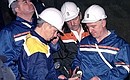 Посещение рудника «Октябрьский». С директором рудника Батразом Кубаловым (справа) в шахте по добыче руды – на километровой глубине.
