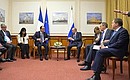 В ходе встречи с Президентом Франции Франсуа Олландом.