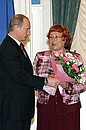 Вручение государственных наград. Медалью Ордена «За заслуги перед Отечеством» II степени награждается Нина Арсеньева.