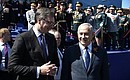 Премьер-министр Израиля Бинямин Нетаньяху и Президент Сербии Александр Вучич (слева) по окончании военного парада в ознаменование 73-й годовщины Победы в Великой Отечественной войне 1941–1945 годов.