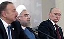 По итогам работы главы государств – участники IV Каспийского саммита сделали заявления для прессы.