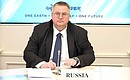Заместитель Председателя Правительства Алексей Оверчук в ходе внеочередного саммита «Группы двадцати» (в режиме видеоконференции).