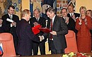 Владимир Путин и Премьер-министр Норвегии Хьель Магне Бунневик подписали Совместное заявление.