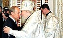 На пасхальном богослужении в храме Христа Спасителя. С Патриархом Московским и всея Руси Алексием II.
